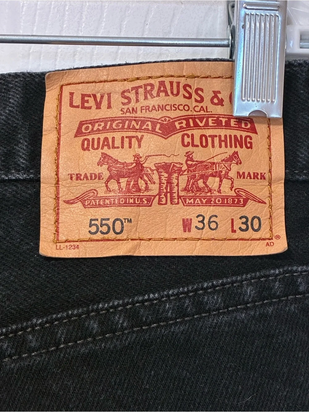 Vintage Levi's 550 Relaxed Fit Black Denim Jeans Mens 36x30 Made In Mexico